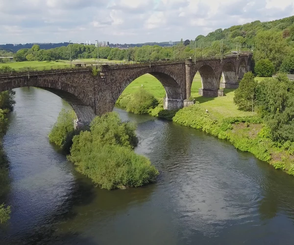 Ruhrtal-Brücke – Wirkungsfeld der Glücksmakler in Witten und Umgebung